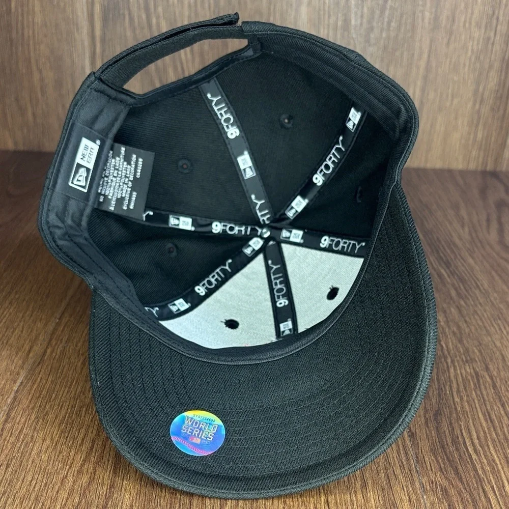 🔥🔥🔥New Era Black Braves World Series Cap🔥🔥🔥